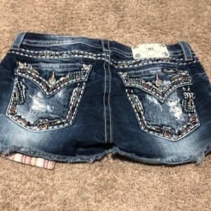 Great condition Miss me shorts Size 31